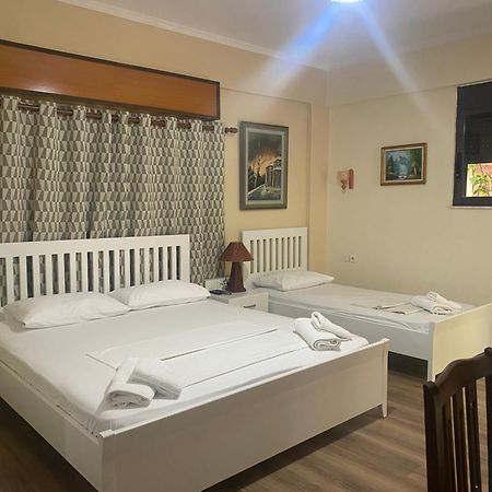 Citycenter Studios Sarande Luaran gambar